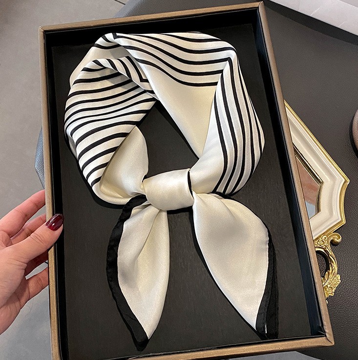 Moda de luxo impressão 70*70cm - Ribbon Wired Satin avaliação e preço
